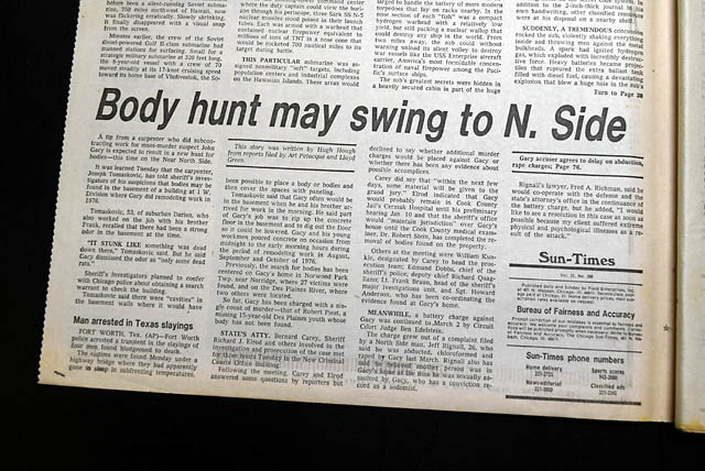 John Wayne Gacy discovered... serial killer clown...