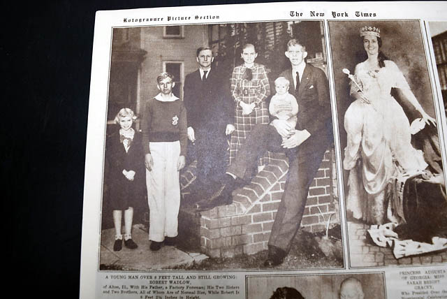 Robert Wadlow... Alton, Illinois giant photos...  