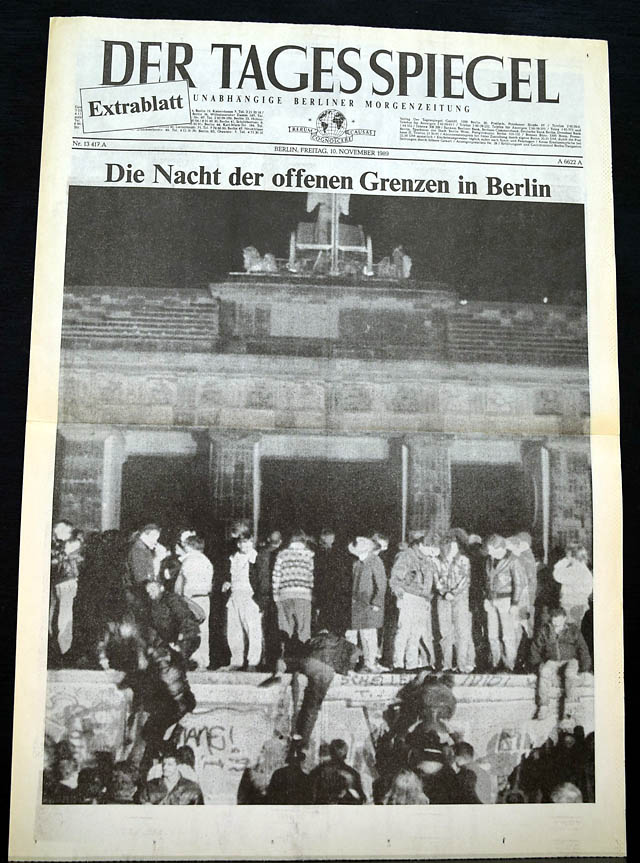 Fall of the Berlin Wall...  in a German newspaper...