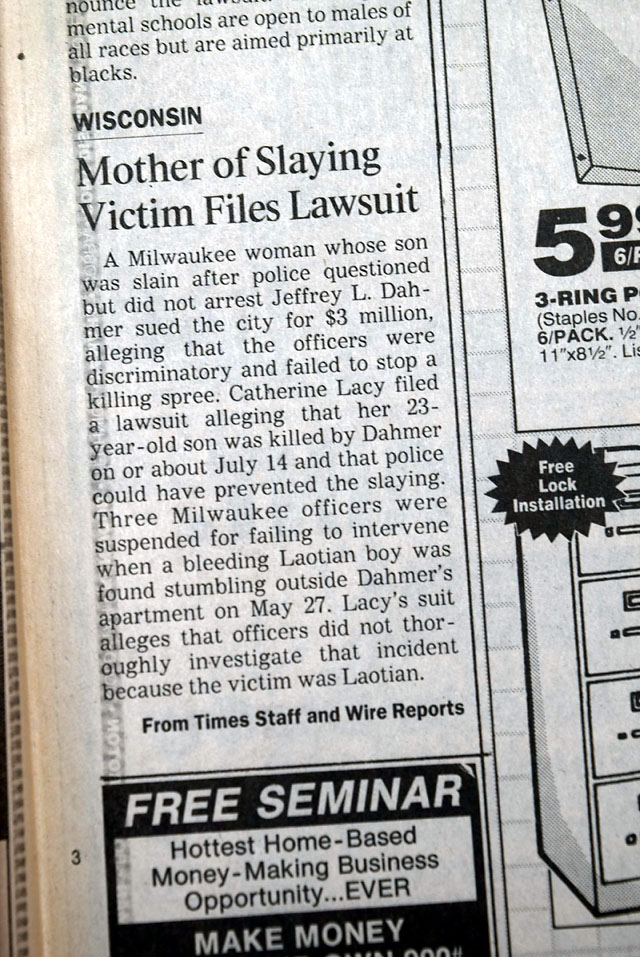 Jeffrey Dahmer arrest... serial killer...