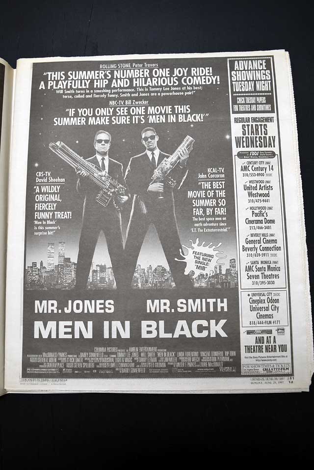 Premiere of 1997 "Men In Black", in a Los Angeles newspaper...