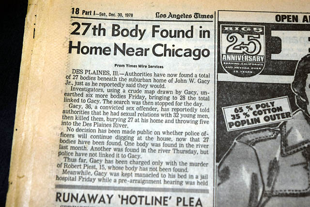 John Wayne Gacy discovered... serial killer clown...
